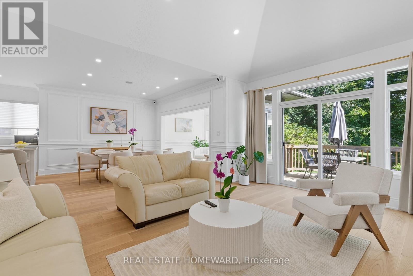 












11 LOON HARBOUR WAY

,
Markham (Greensborough),




Ontario
L6E1B4

