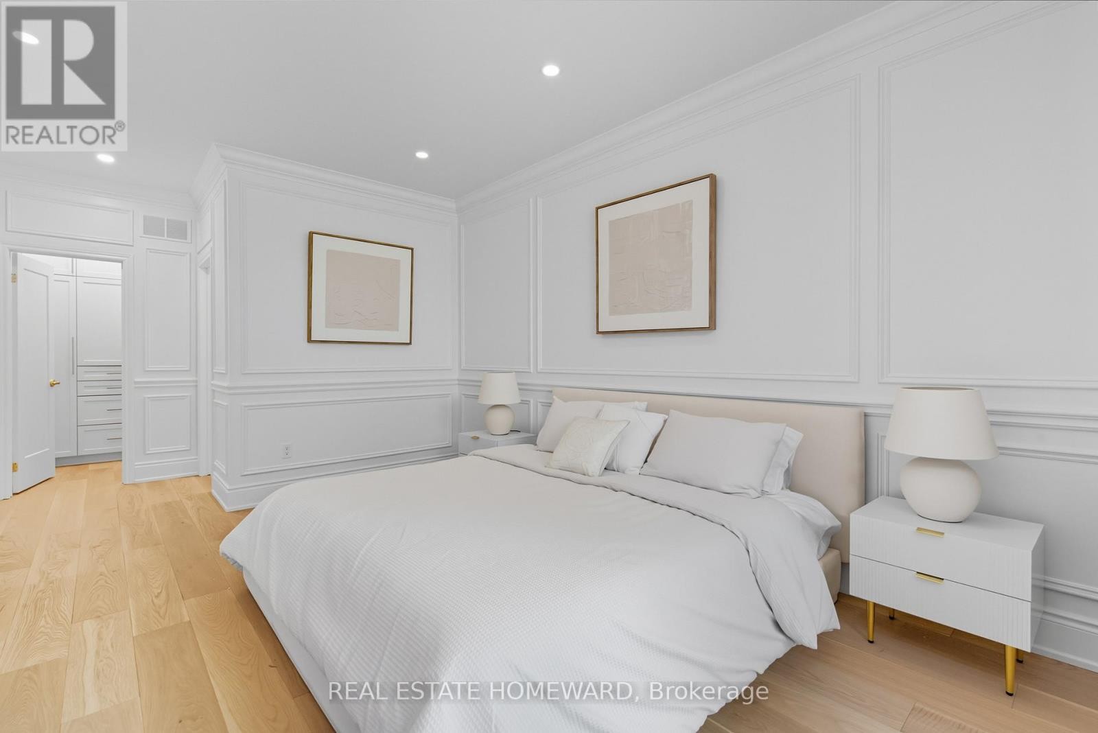 












11 LOON HARBOUR WAY

,
Markham (Greensborough),




Ontario
L6E1B4

