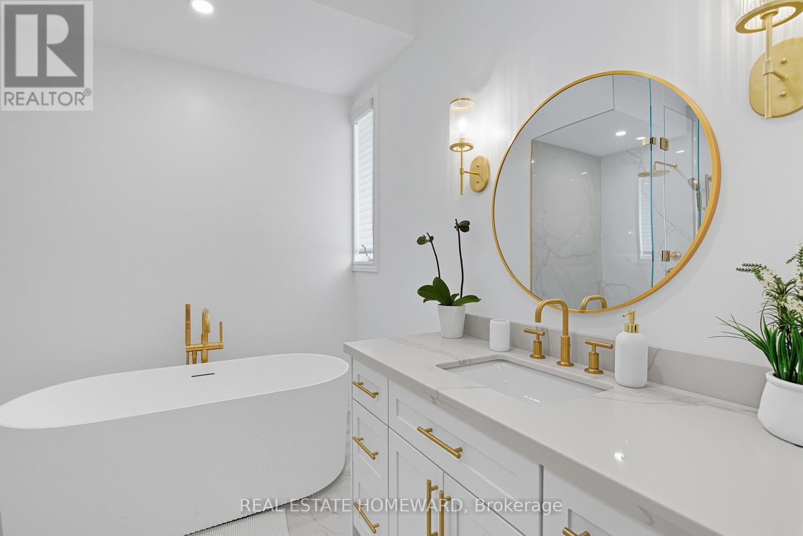 












11 LOON HARBOUR WAY

,
Markham (Greensborough),




Ontario
L6E1B4

