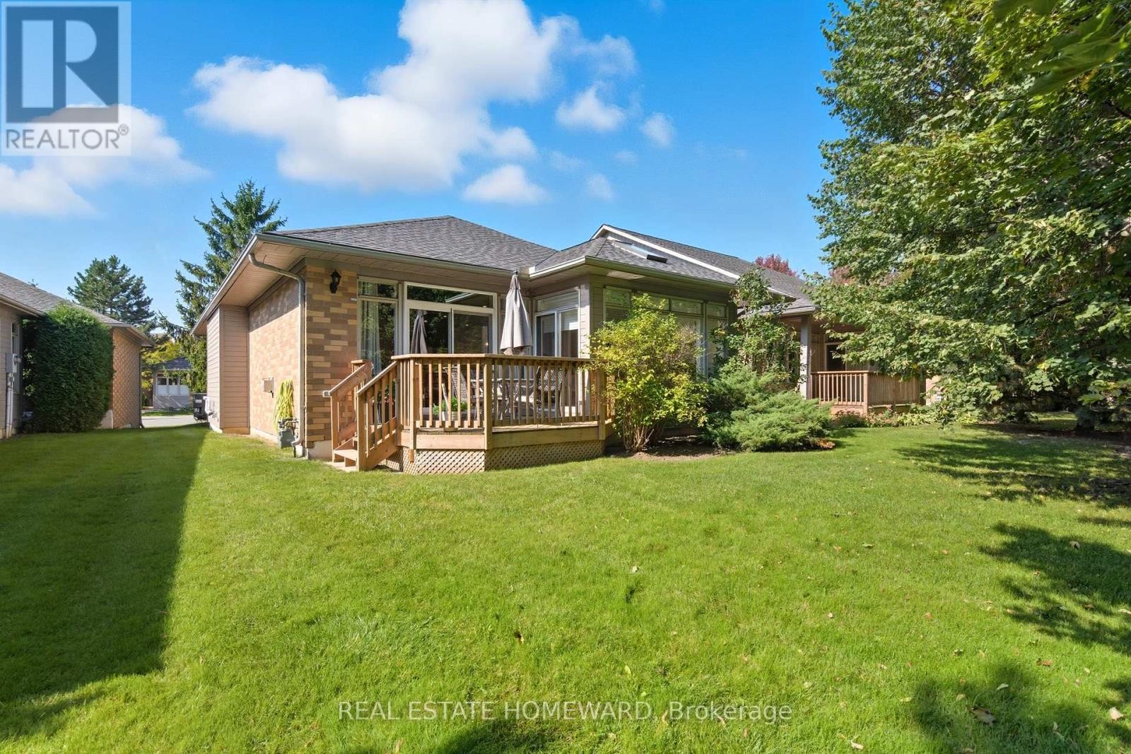 












11 LOON HARBOUR WAY

,
Markham (Greensborough),




Ontario
L6E1B4

