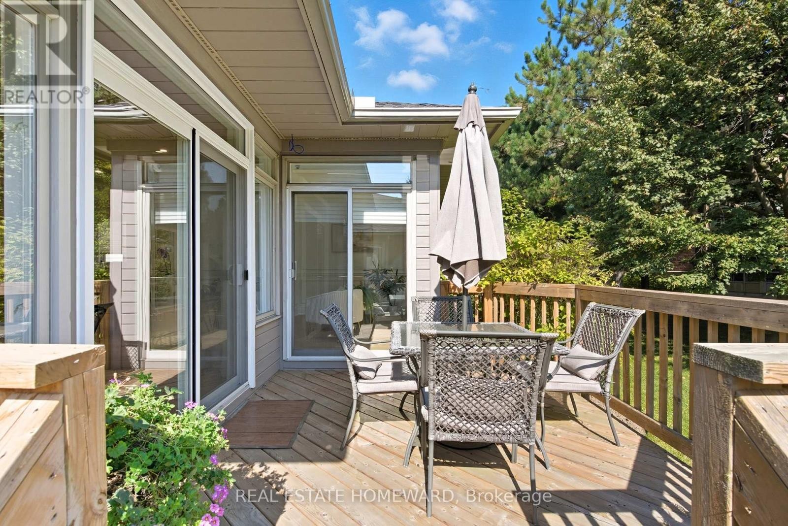 












11 LOON HARBOUR WAY

,
Markham (Greensborough),




Ontario
L6E1B4

