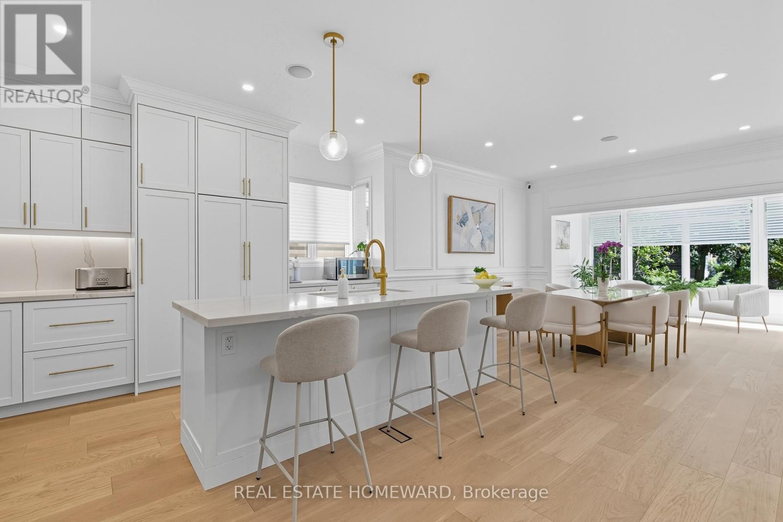 












11 LOON HARBOUR WAY

,
Markham (Greensborough),




Ontario
L6E1B4

