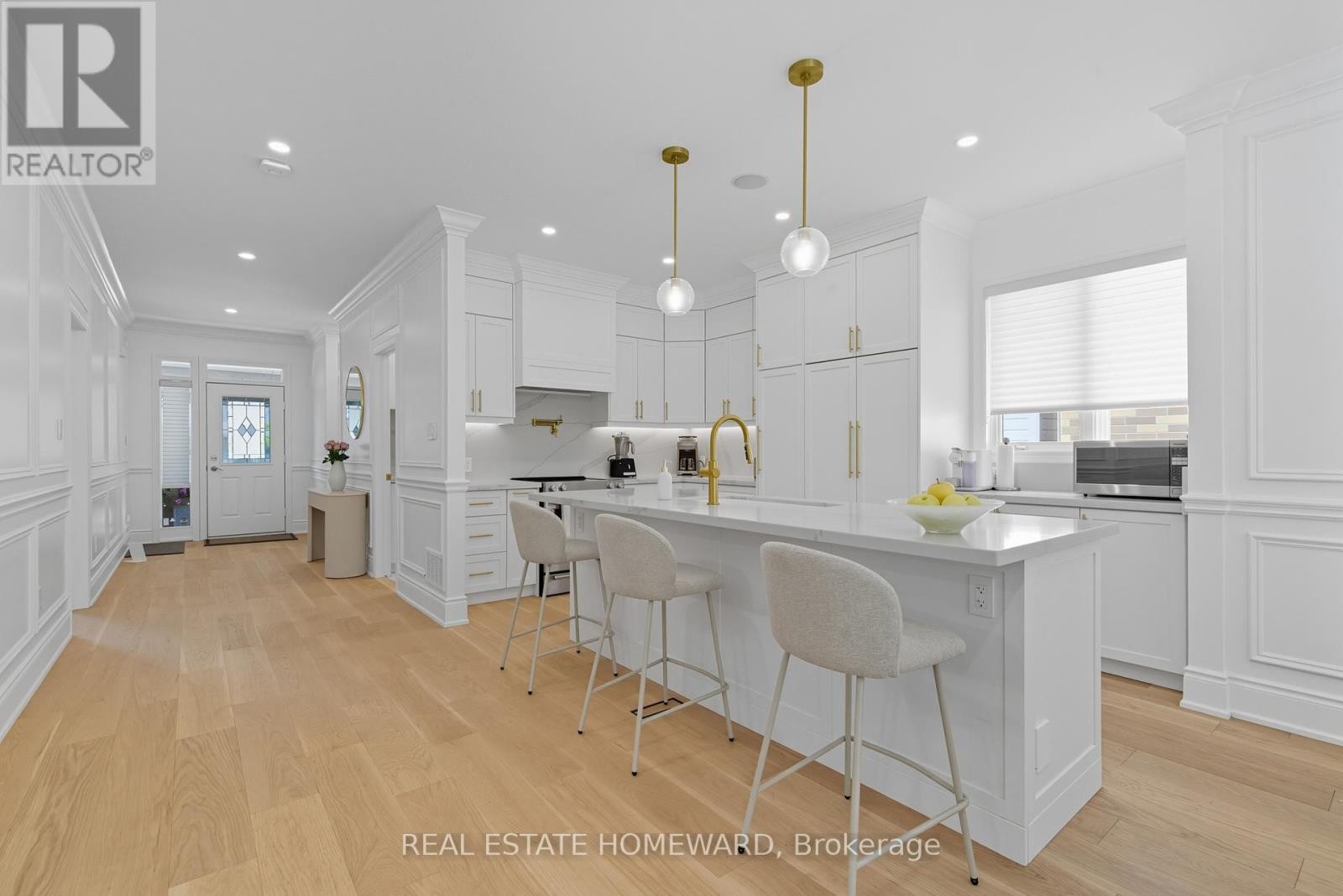 












11 LOON HARBOUR WAY

,
Markham (Greensborough),




Ontario
L6E1B4

