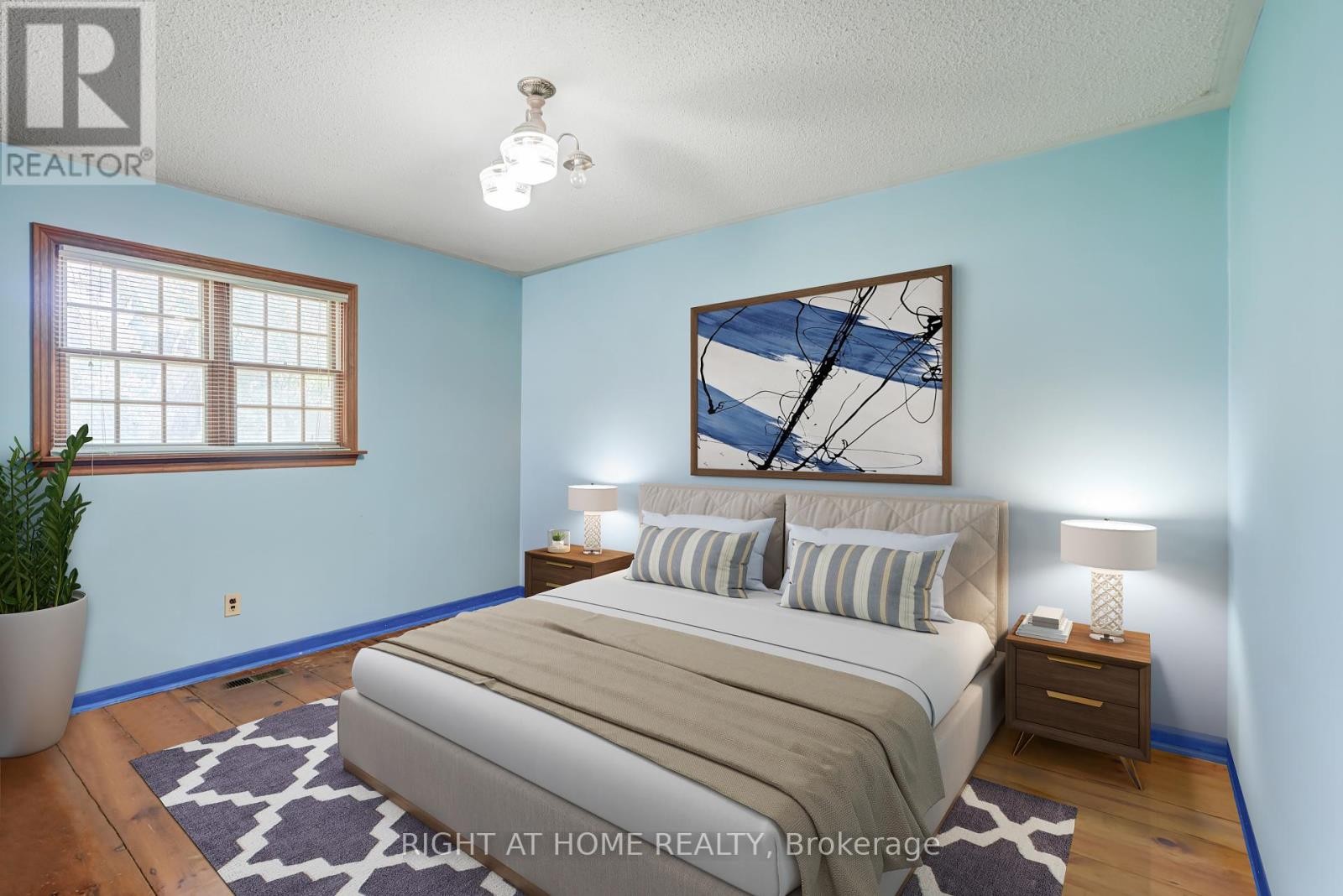 












315 MAIN STREET N

,
Newmarket (Bristol-London),




Ontario
L3Y9A9

