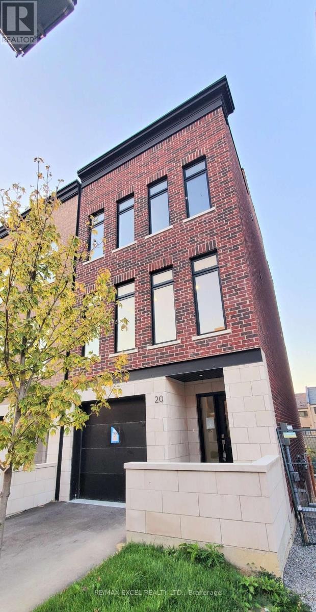 












20 CHESTNUT COURT

,
Aurora,




Ontario
L4G4A4

