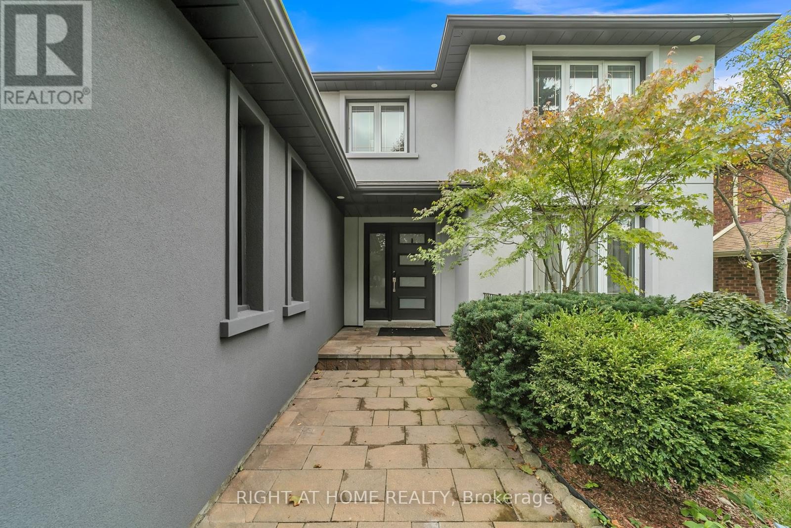 












234 HEMLOCK DRIVE

,
Whitchurch-Stouffville (Stouffville),




Ontario
L4A5A5

