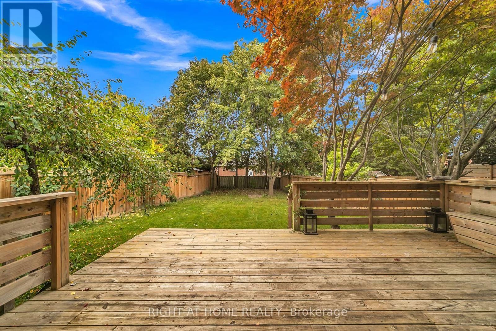 












234 HEMLOCK DRIVE

,
Whitchurch-Stouffville (Stouffville),




Ontario
L4A5A5

