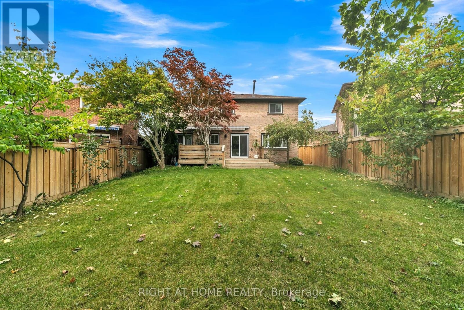 












234 HEMLOCK DRIVE

,
Whitchurch-Stouffville (Stouffville),




Ontario
L4A5A5

