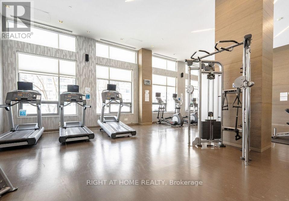 












826 - 18 UPTOWN DRIVE

,
Markham (Unionville),




Ontario
L3R5M5

