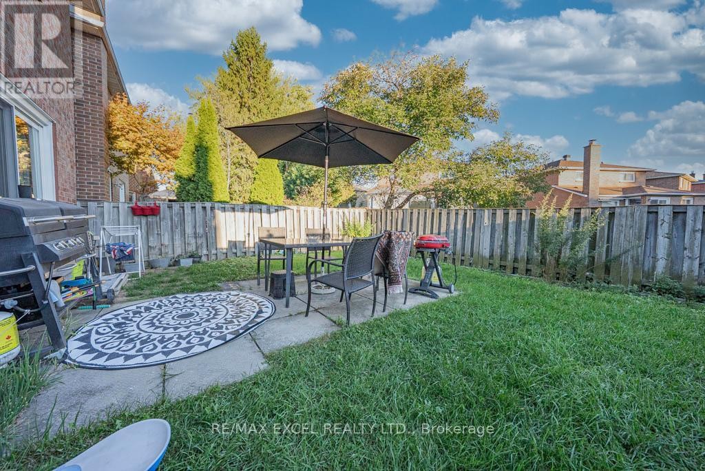 












311 CONLEY STREET

,
Vaughan (Lakeview Estates),




Ontario
L4J2Z3

