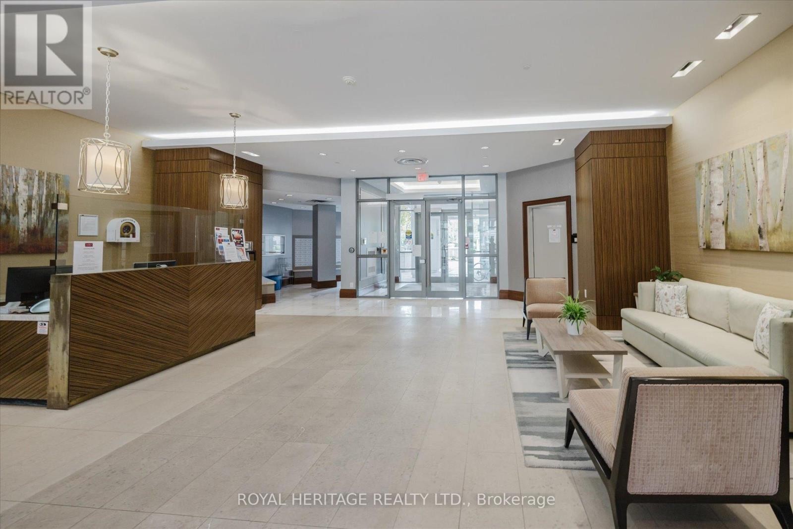 












215 - 111 CIVIC SQUARE GATE

,
Aurora (Bayview Wellington),




Ontario
L4G0S6

