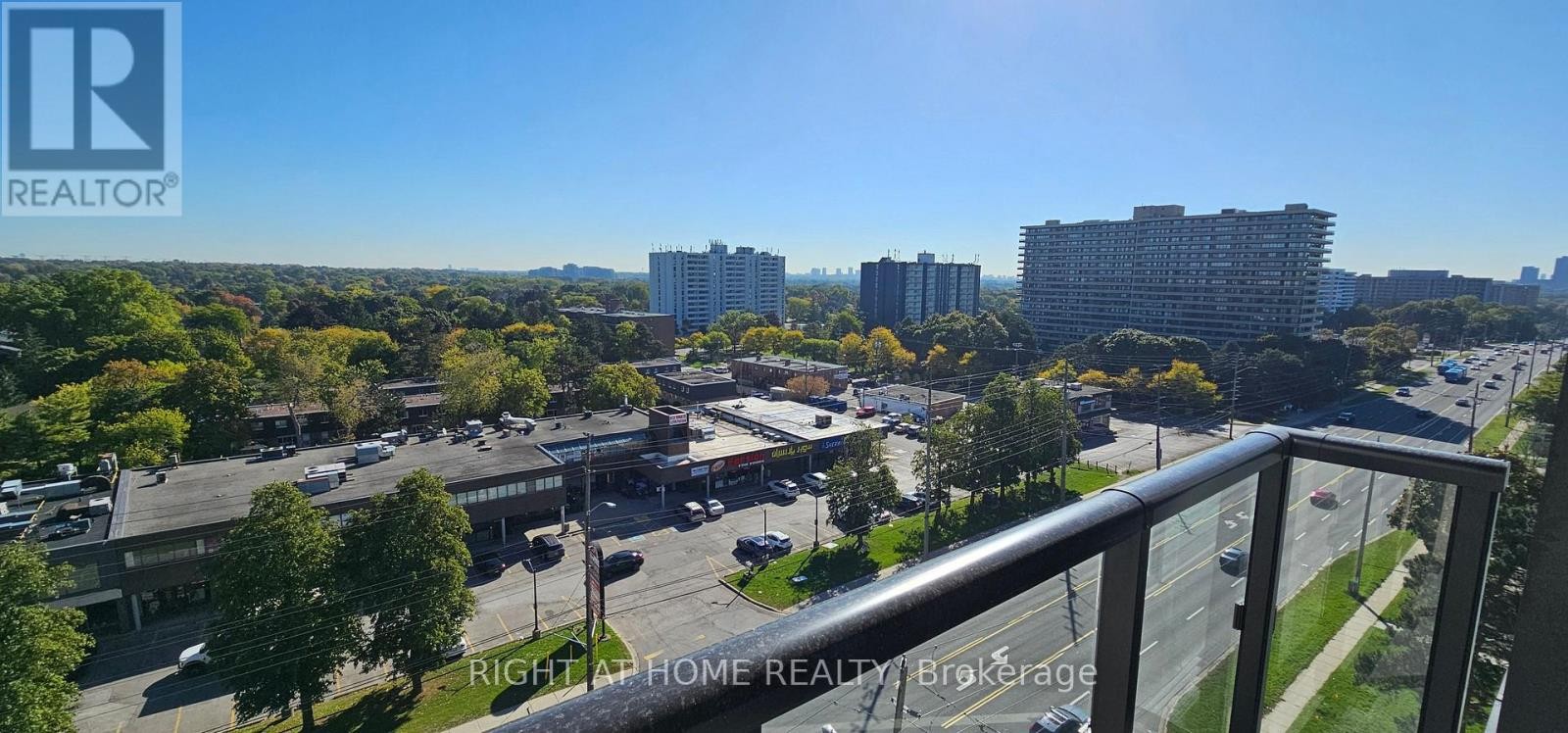 












818 - 8188 YONGE STREET

,
Vaughan (Uplands),




Ontario
L4J1W5

