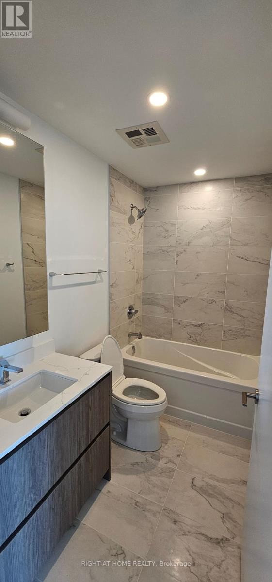 












818 - 8188 YONGE STREET

,
Vaughan (Uplands),




Ontario
L4J1W5

