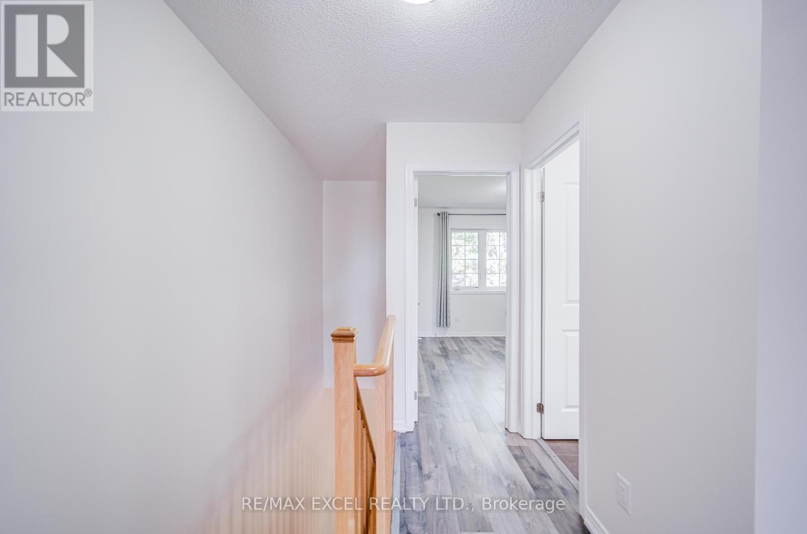 












24 ORMEROD LANE

,
Richmond Hill (Devonsleigh),




Ontario
L4S0G3


