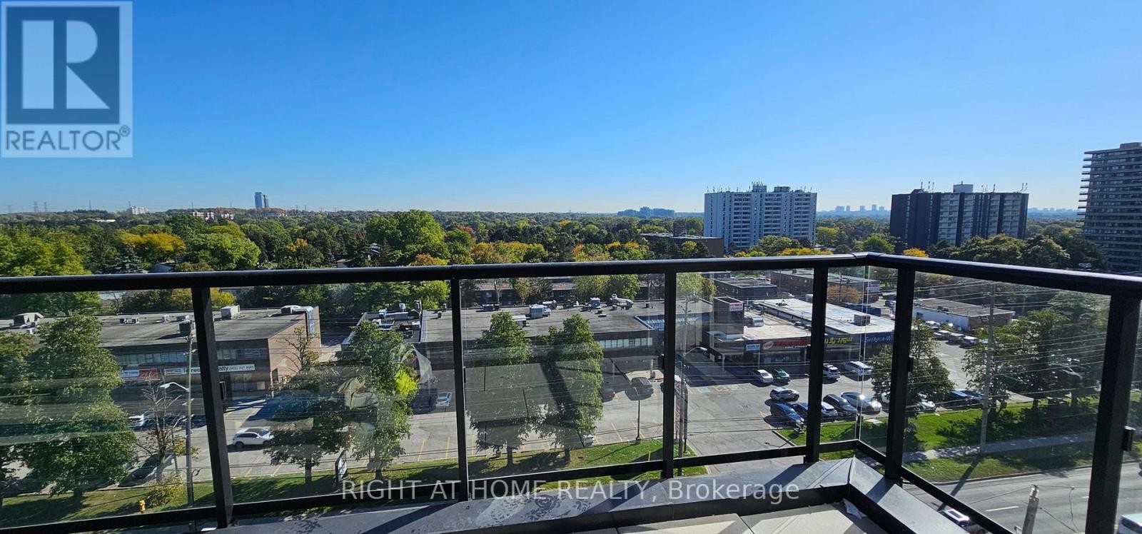 












720 - 8188 YONGE STREET

,
Vaughan (Uplands),




Ontario
L4J1W5

