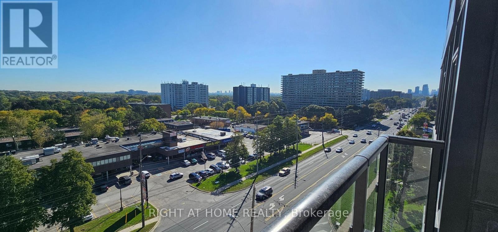 












720 - 8188 YONGE STREET

,
Vaughan (Uplands),




Ontario
L4J1W5

