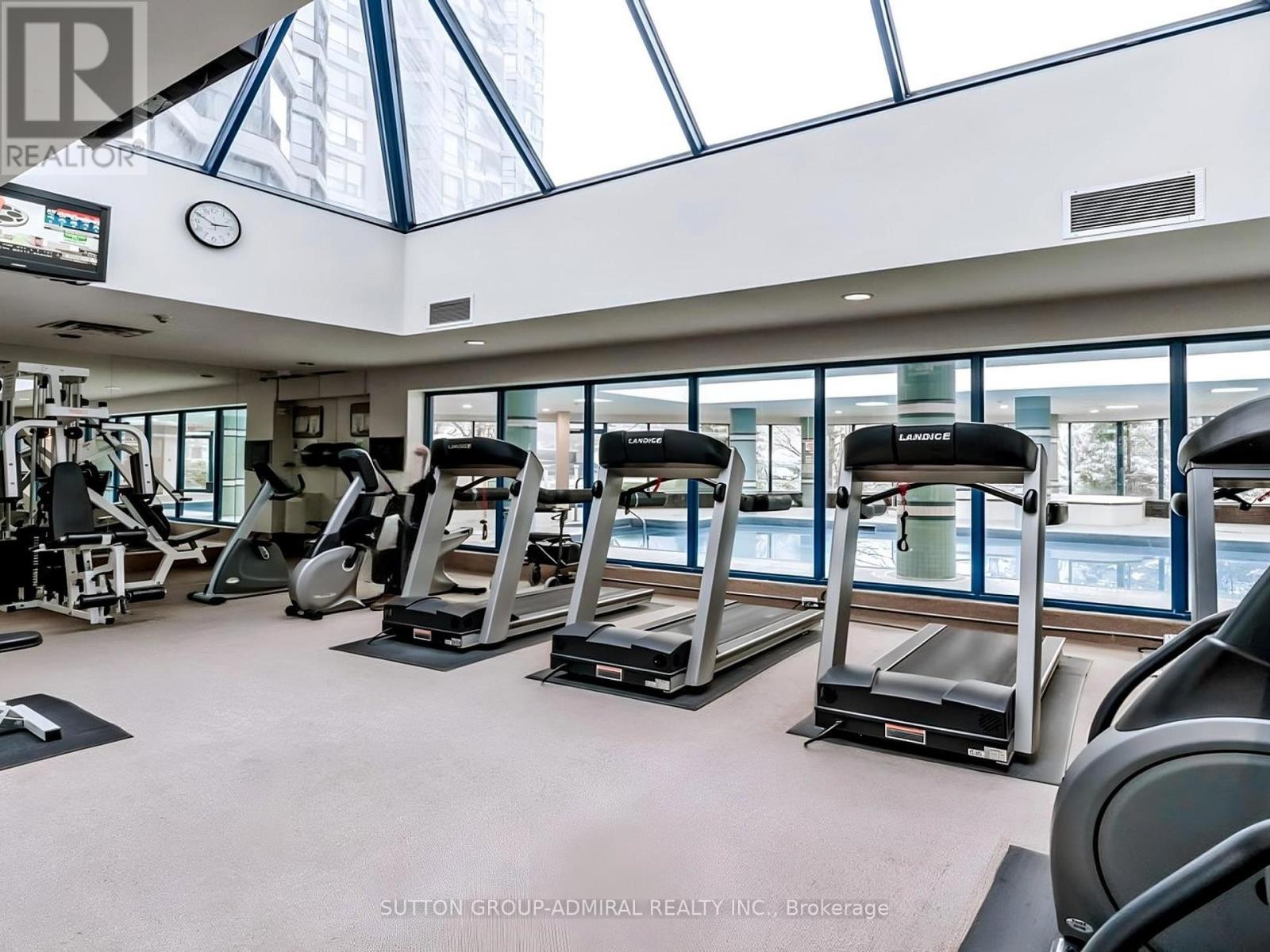 












704 - 1 CLARK AVENUE W

,
Vaughan (Crestwood-Springfarm-Yorkhill),




Ontario
L4J7Y6


