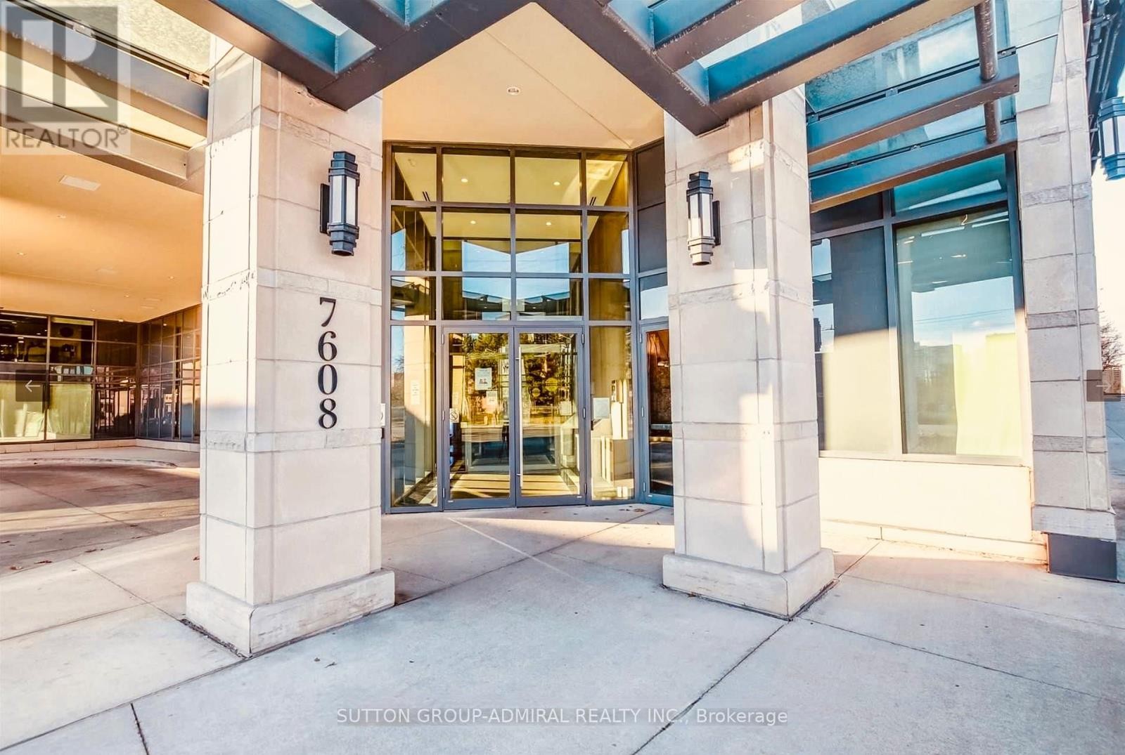 












604 - 7608 YONGE STREET

,
Vaughan (Crestwood-Springfarm-Yorkhill),




Ontario
L4J0J5

