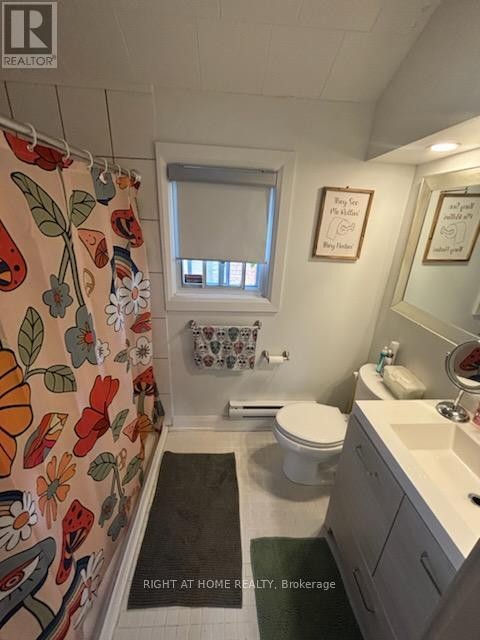 












895 MAPLEWOOD DRIVE

,
Innisfil (Alcona),




Ontario
L9S1Y7

