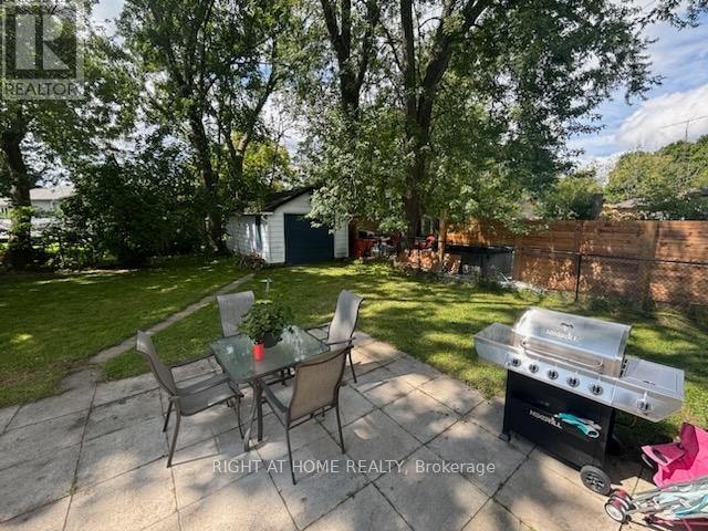 












895 MAPLEWOOD DRIVE

,
Innisfil (Alcona),




Ontario
L9S1Y7

