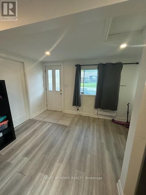 












895 MAPLEWOOD DRIVE

,
Innisfil (Alcona),




Ontario
L9S1Y7

