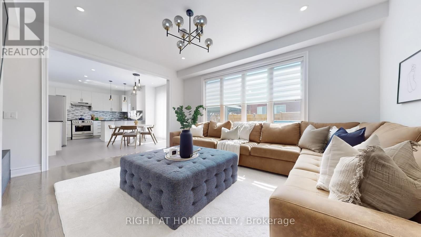 












34 KIDD STREET

,
Bradford West Gwillimbury (Bradford),




Ontario
L3Z0V5

