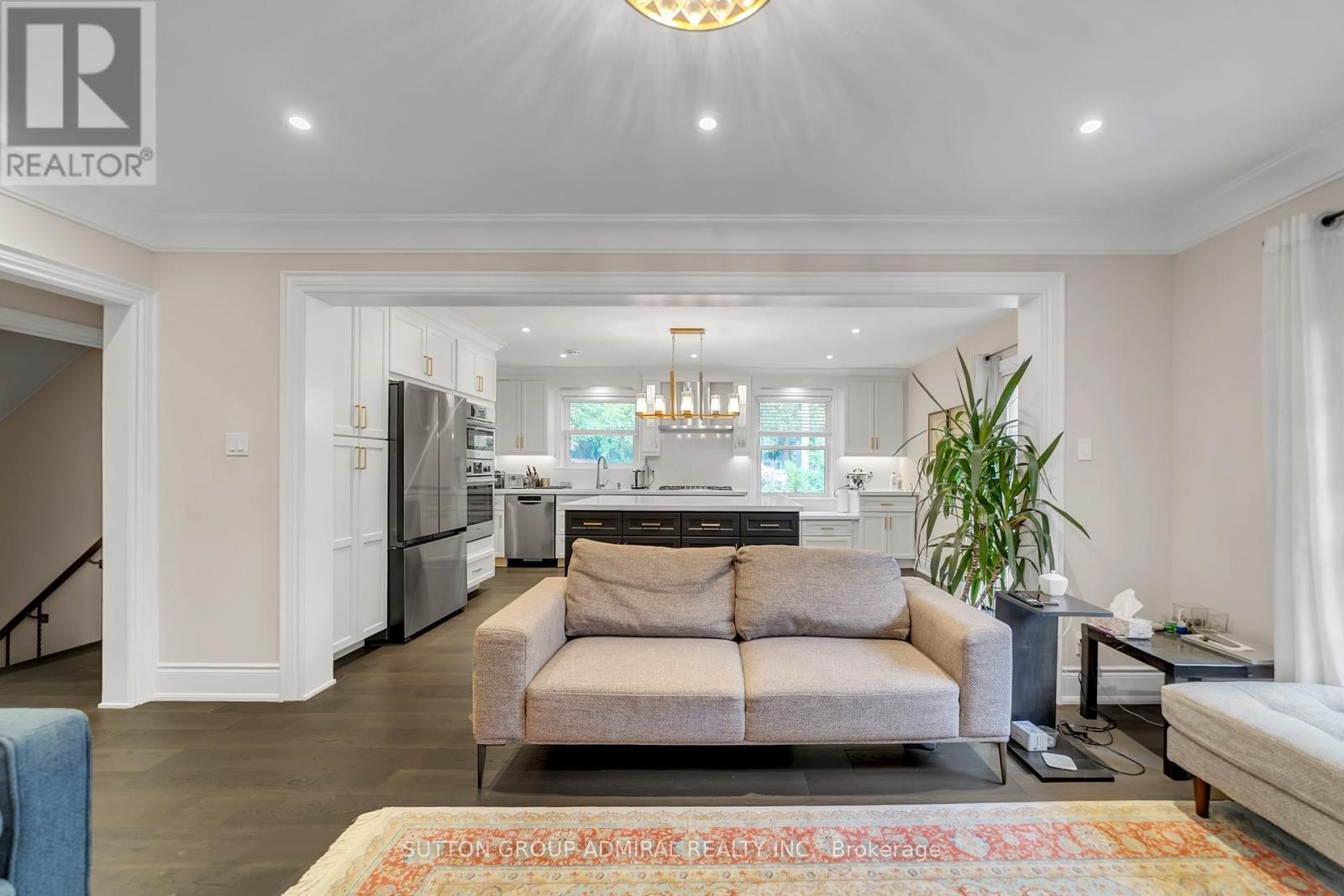 












9 ELSPETH PLACE

,
Markham (Grandview),




Ontario
L3T1C5

