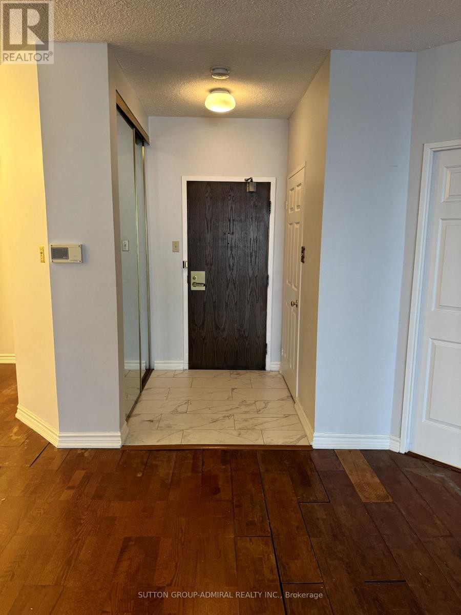 












711 - 333 CLARK AVENUE W

,
Vaughan (Crestwood-Springfarm-Yorkhill),




Ontario
L4J7K4

