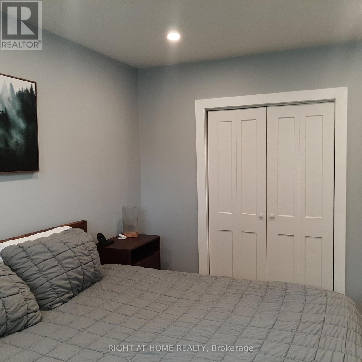












32 DAVIS ROAD

,
Aurora (Aurora Highlands),




Ontario
L4G2B6

