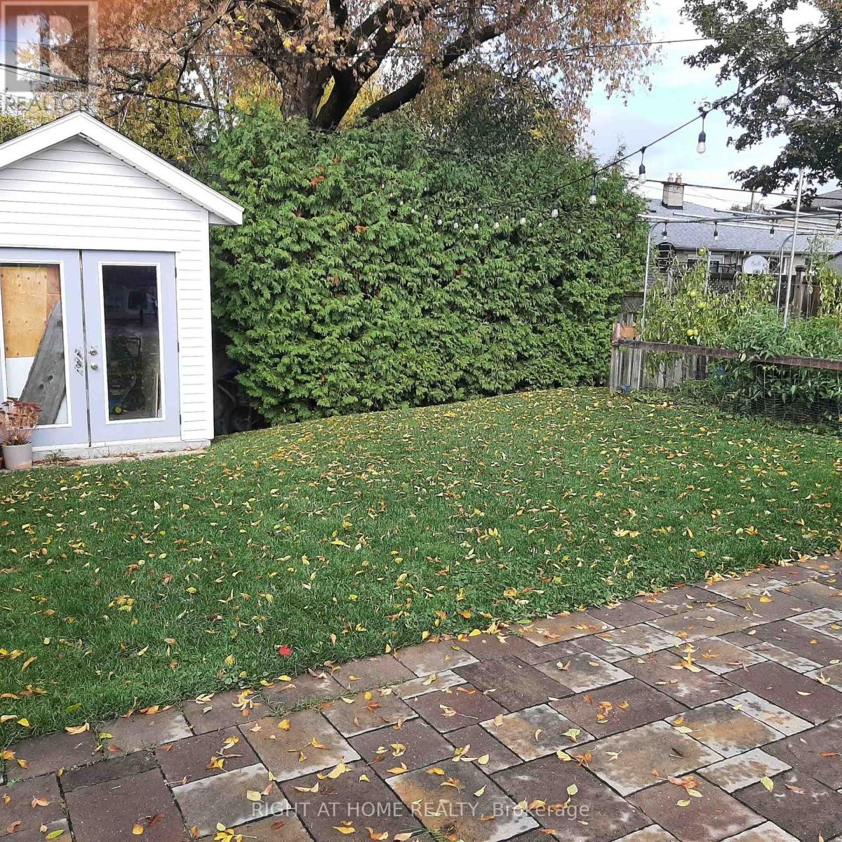 












32 DAVIS ROAD

,
Aurora (Aurora Highlands),




Ontario
L4G2B6

