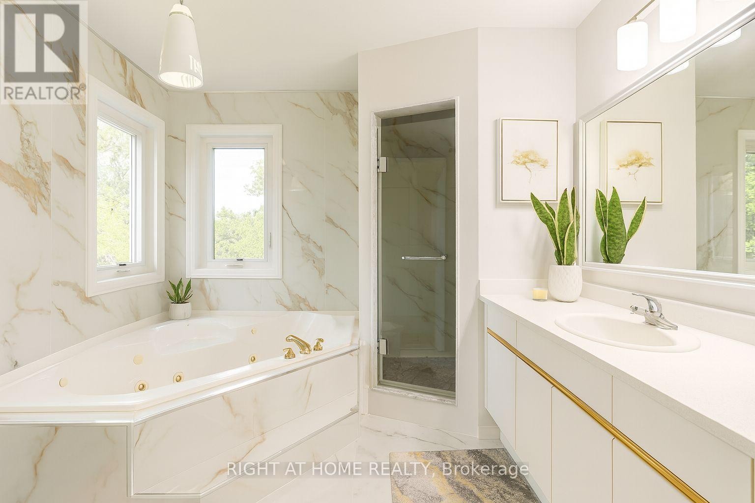 












32 GRANDVIEW CRESCENT

,
Bradford West Gwillimbury (Bradford),




Ontario
L3Z3L1

