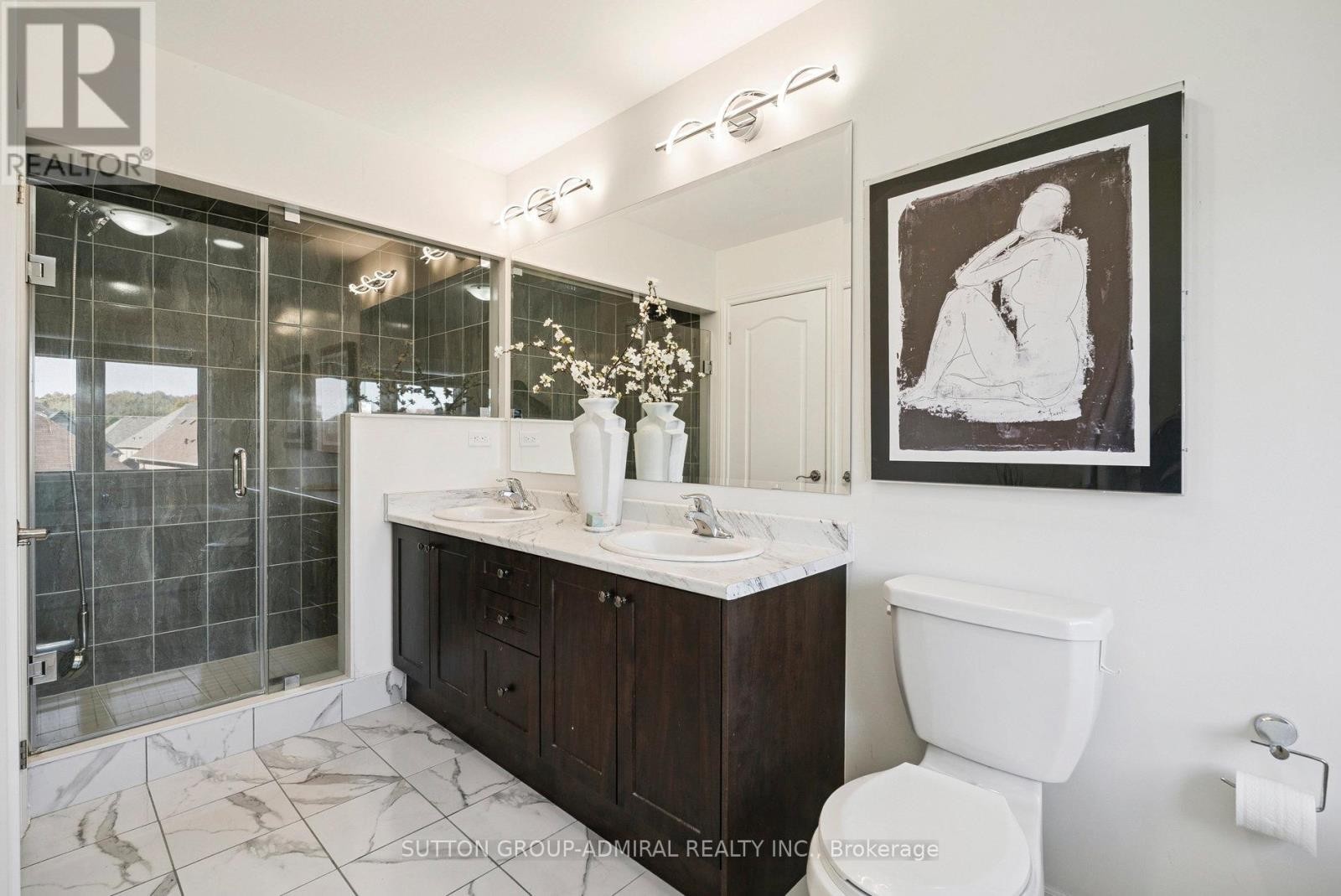 












15 JOHN SMITH STREET

,
East Gwillimbury (Holland Landing),




Ontario
L9N0S7

