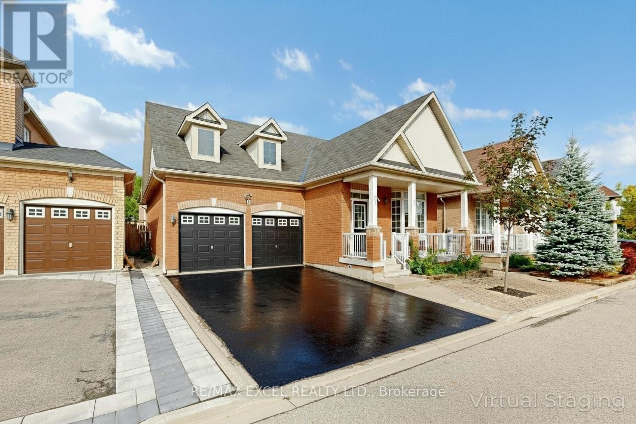 












38 AYHART STREET

,
Markham (Wismer),




Ontario
L6E1H4

