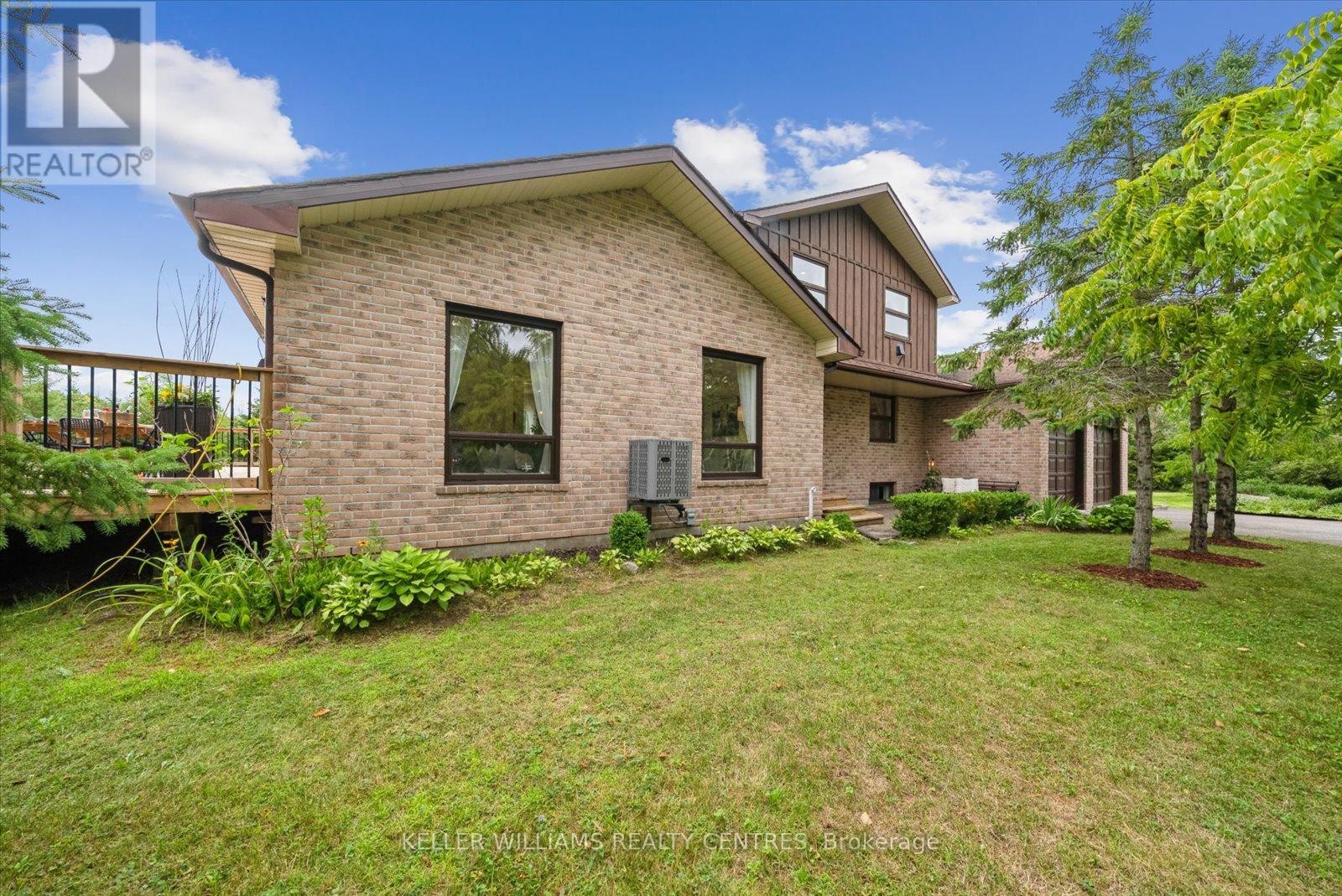 












25154 VALLEY VIEW DRIVE

,
Georgina (Sutton & Jackson's Point),




Ontario
L0E1R0

