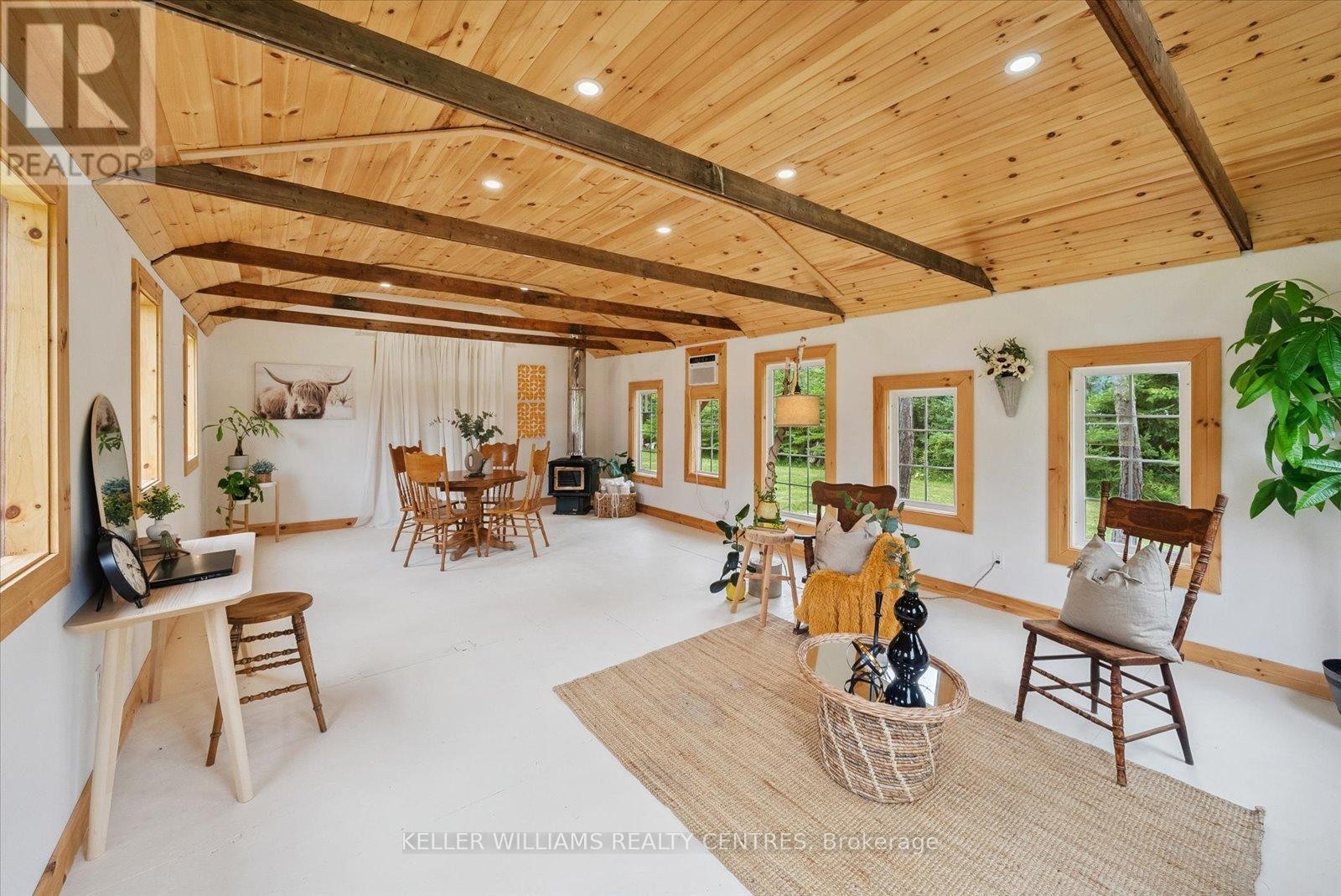 












25154 VALLEY VIEW DRIVE

,
Georgina (Sutton & Jackson's Point),




Ontario
L0E1R0

