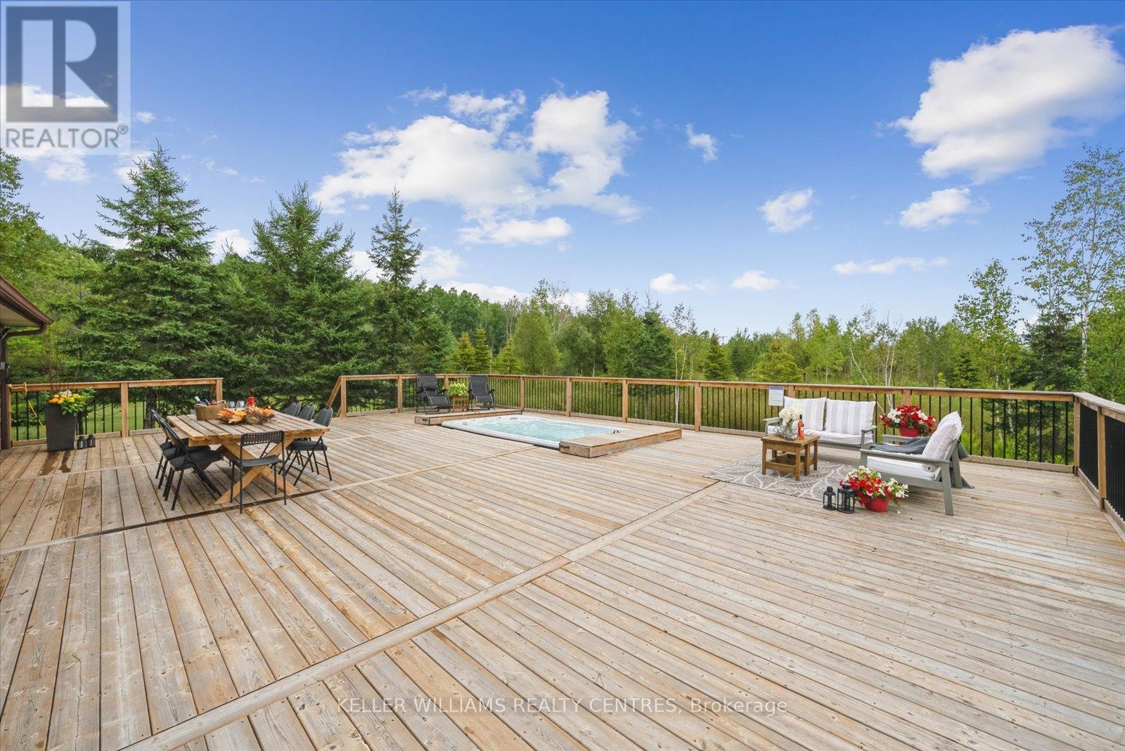 












25154 VALLEY VIEW DRIVE

,
Georgina (Sutton & Jackson's Point),




Ontario
L0E1R0

