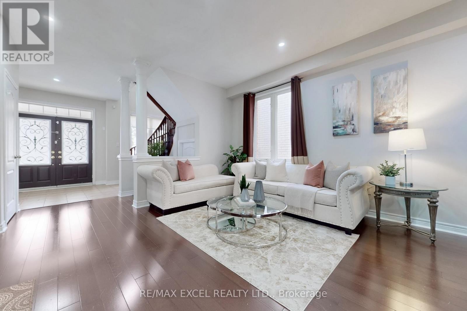 












25 LUNDY DRIVE

,
Markham (Box Grove),




Ontario
L6B0G1

