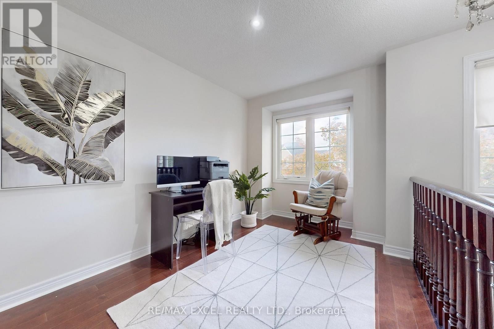 












25 LUNDY DRIVE

,
Markham (Box Grove),




Ontario
L6B0G1

