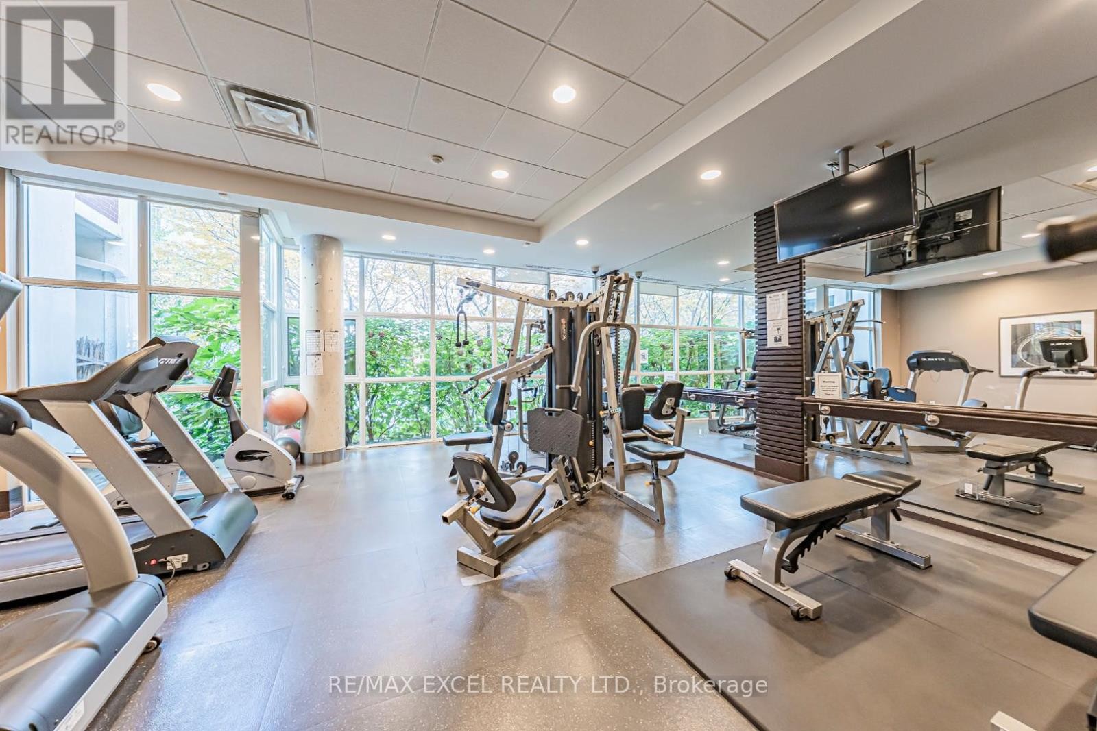 












110 - 1 UPPER DUKE CRESCENT

,
Markham (Unionville),




Ontario
L6G0B6

