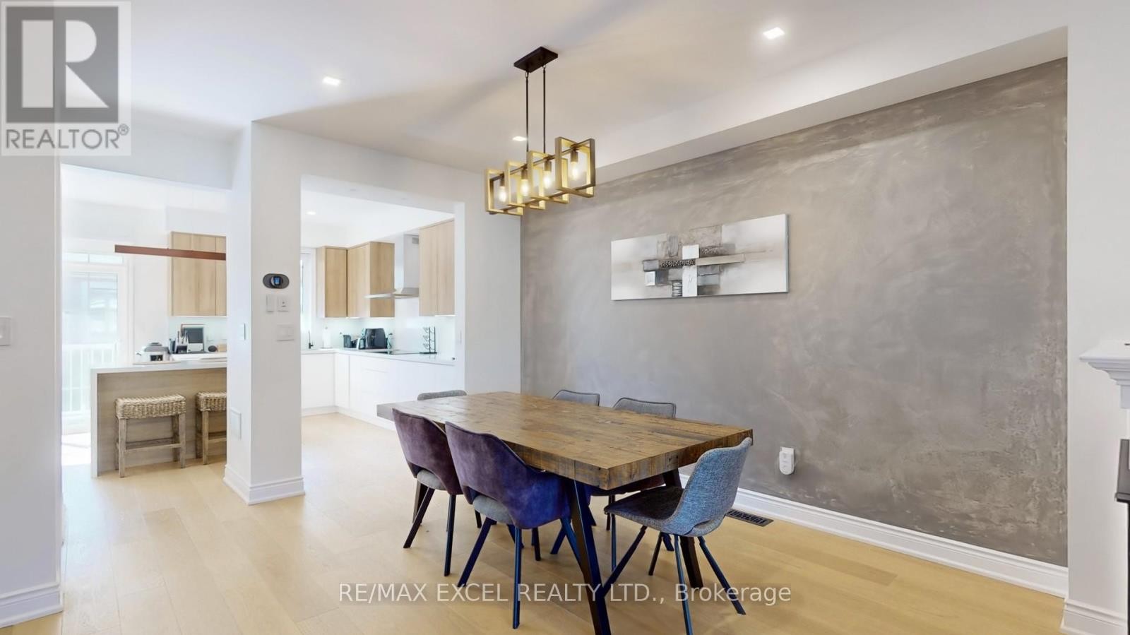 












62 MACK CLEMENT LANE

,
Richmond Hill (Westbrook),




Ontario
L4S0G2

