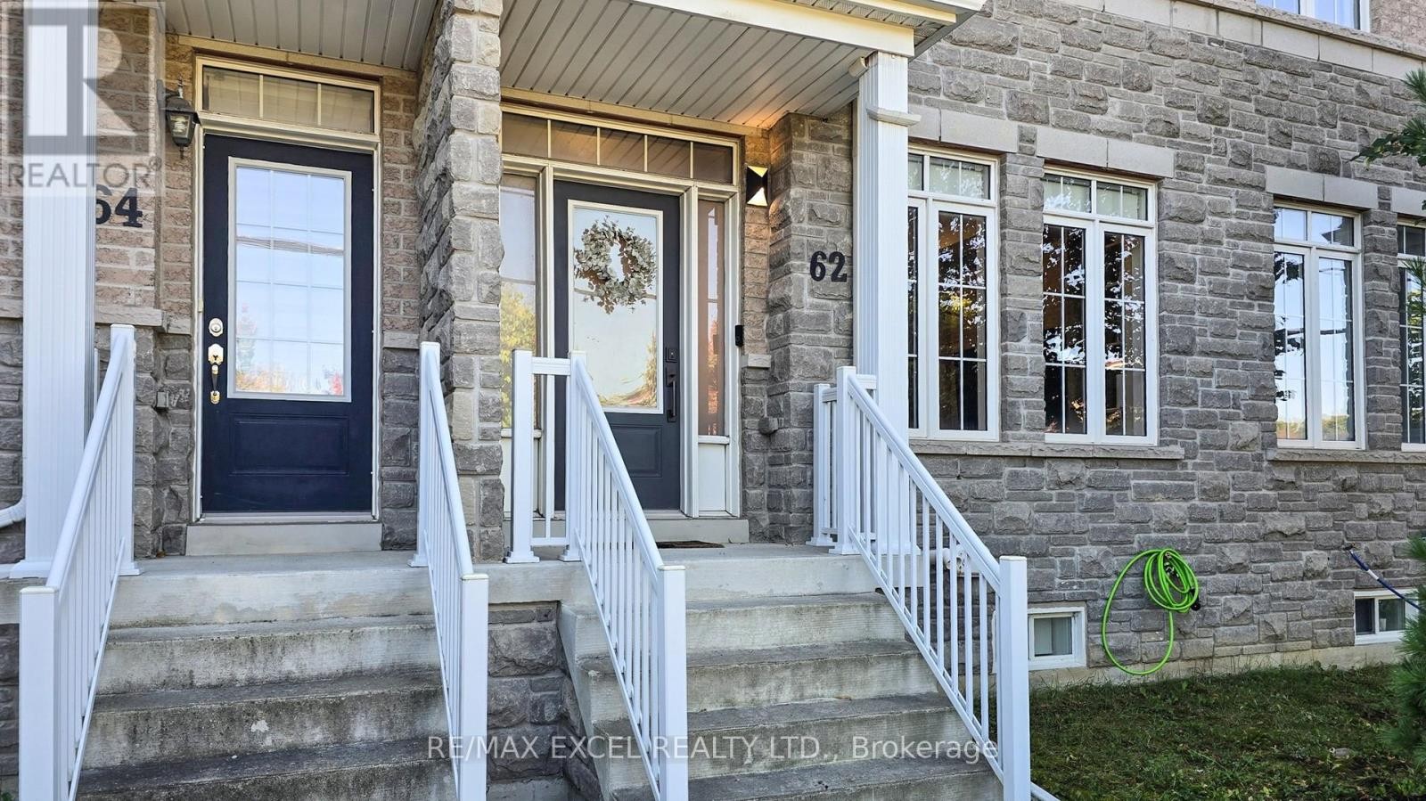 












62 MACK CLEMENT LANE

,
Richmond Hill (Westbrook),




Ontario
L4S0G2

