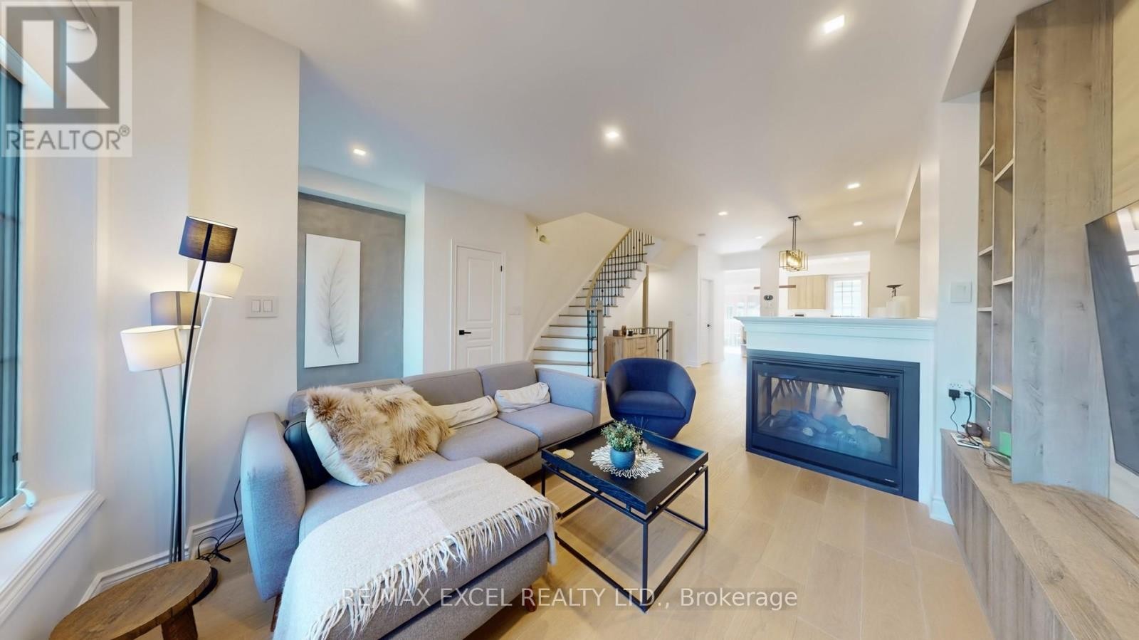 












62 MACK CLEMENT LANE

,
Richmond Hill (Westbrook),




Ontario
L4S0G2

