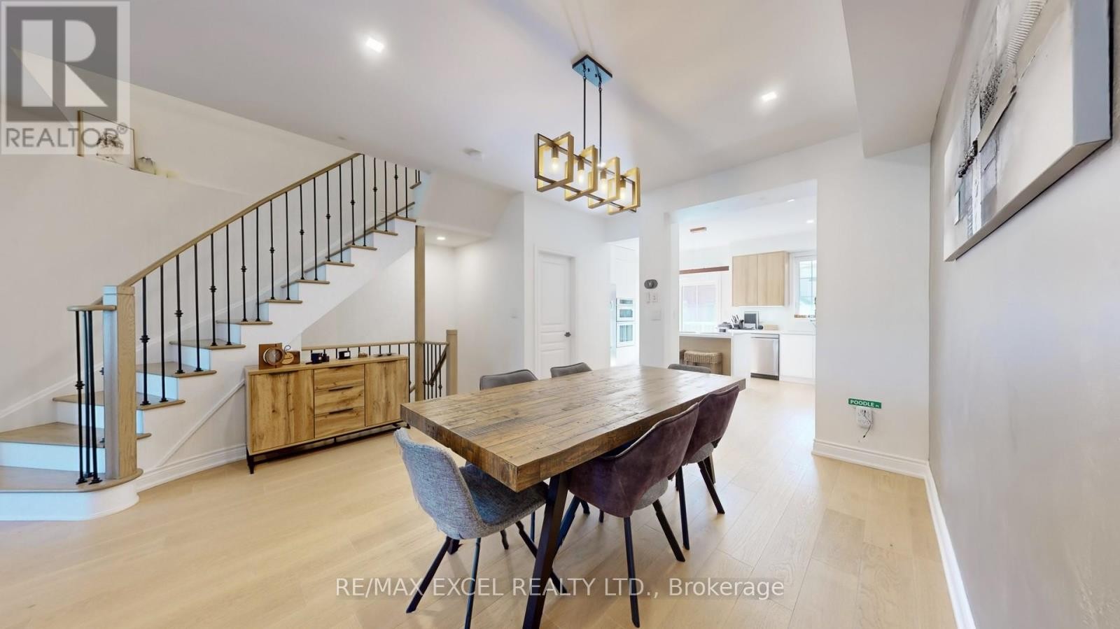 












62 MACK CLEMENT LANE

,
Richmond Hill (Westbrook),




Ontario
L4S0G2

