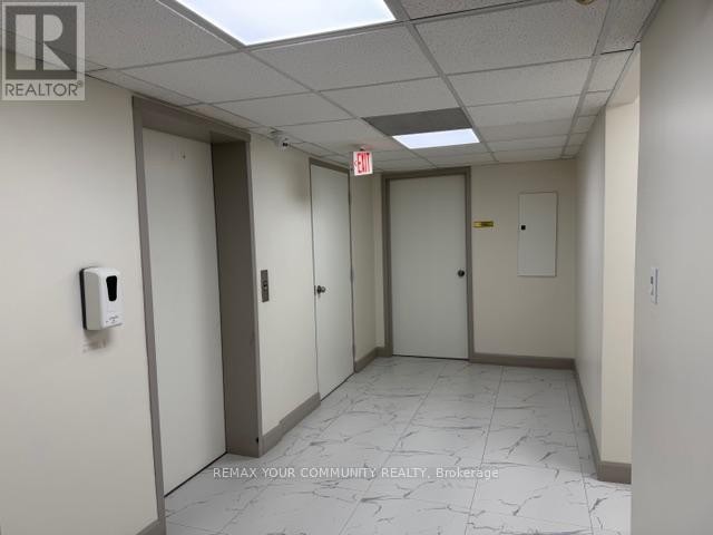 












100 A - 107 HOLLAND STREET

,
Bradford West Gwillimbury (Bradford),




Ontario
L9N1C3

