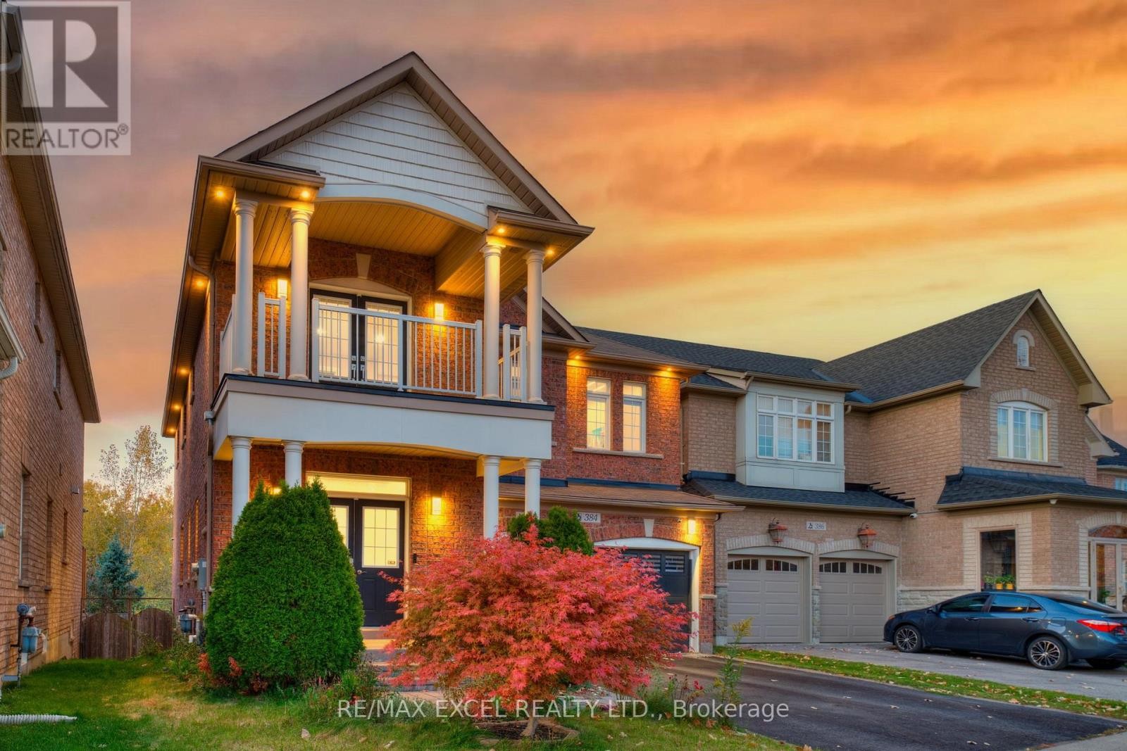












384 OLD COLONY ROAD

,
Richmond Hill (Oak Ridges Lake Wilcox),




Ontario
L4E5B2


