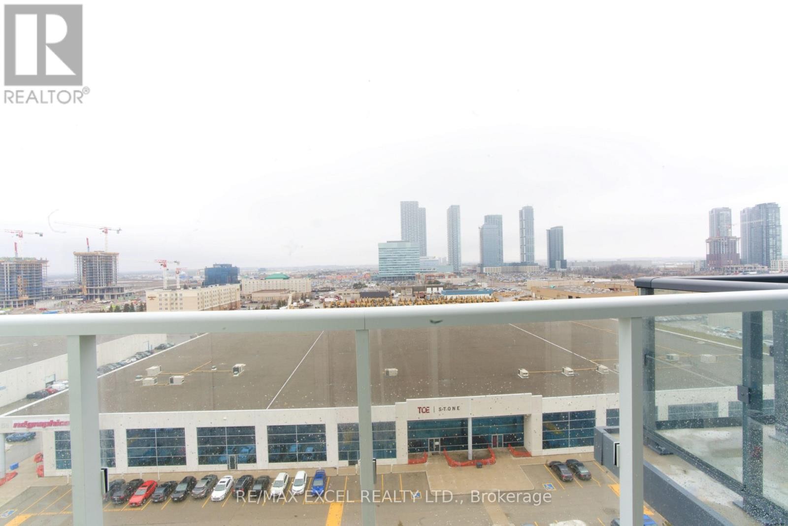 












1102 - 38 HONEYCRISP CRESCENT

,
Vaughan (Vaughan Corporate Centre),




Ontario
L4K0M8

