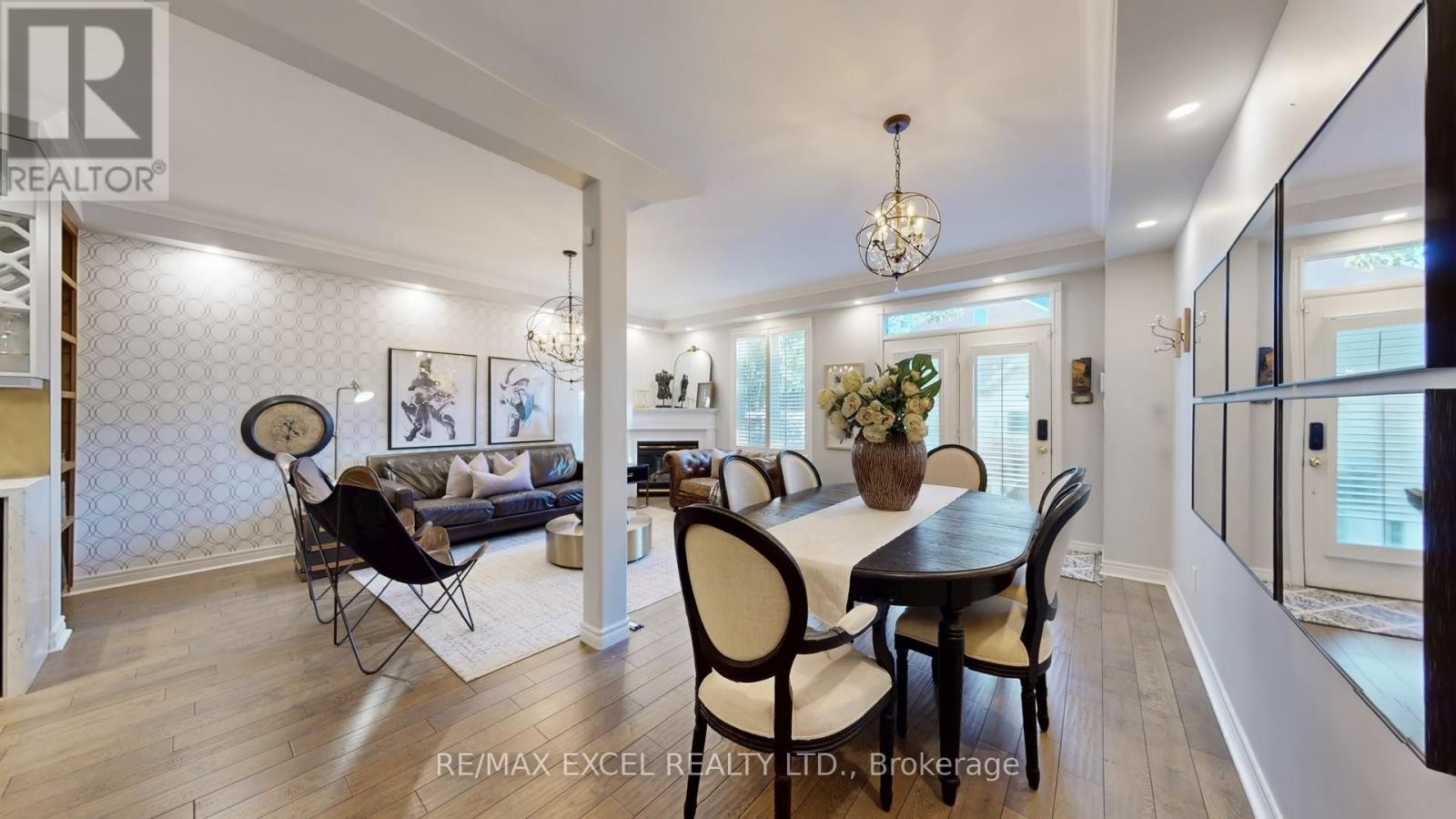 












87 THE FAIRWAYS

,
Markham (Angus Glen),




Ontario
L6C2A7

