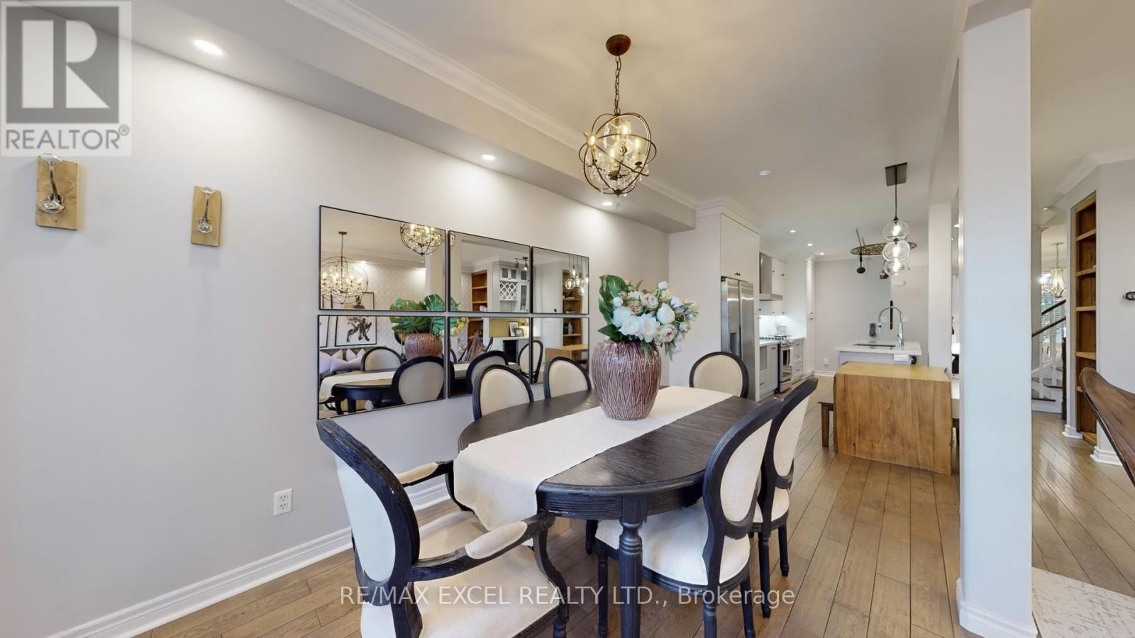 












87 THE FAIRWAYS

,
Markham (Angus Glen),




Ontario
L6C2A7

