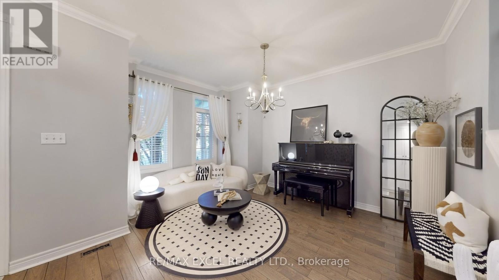 












87 THE FAIRWAYS

,
Markham (Angus Glen),




Ontario
L6C2A7

