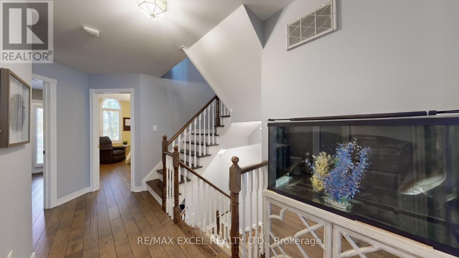 












87 THE FAIRWAYS

,
Markham (Angus Glen),




Ontario
L6C2A7

